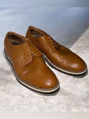 Men's Classic Tan Leather Derby Shoes Size 13
